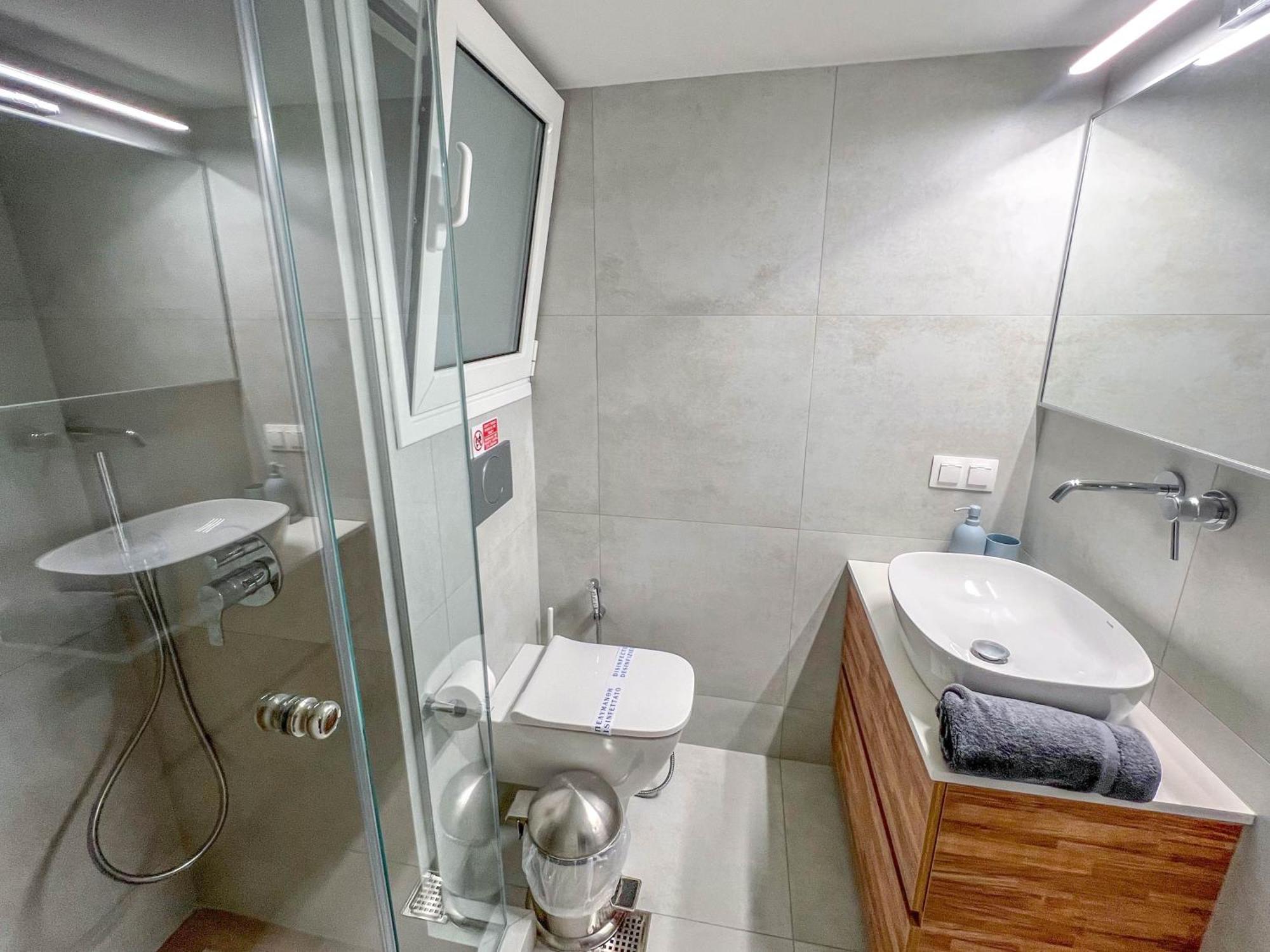 Family Two Bedroom Apartment Benaki Atenas Exterior foto