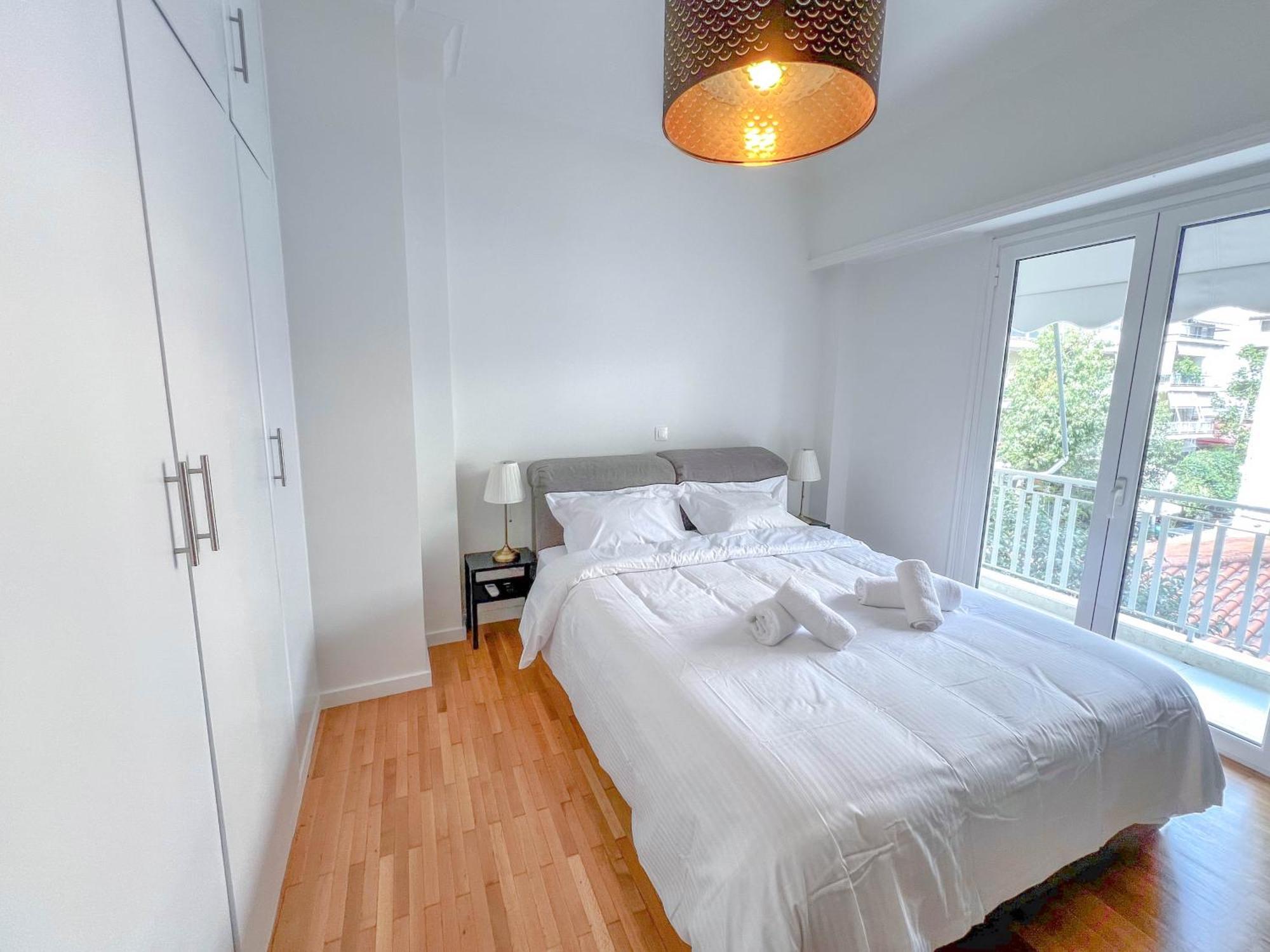 Family Two Bedroom Apartment Benaki Atenas Exterior foto