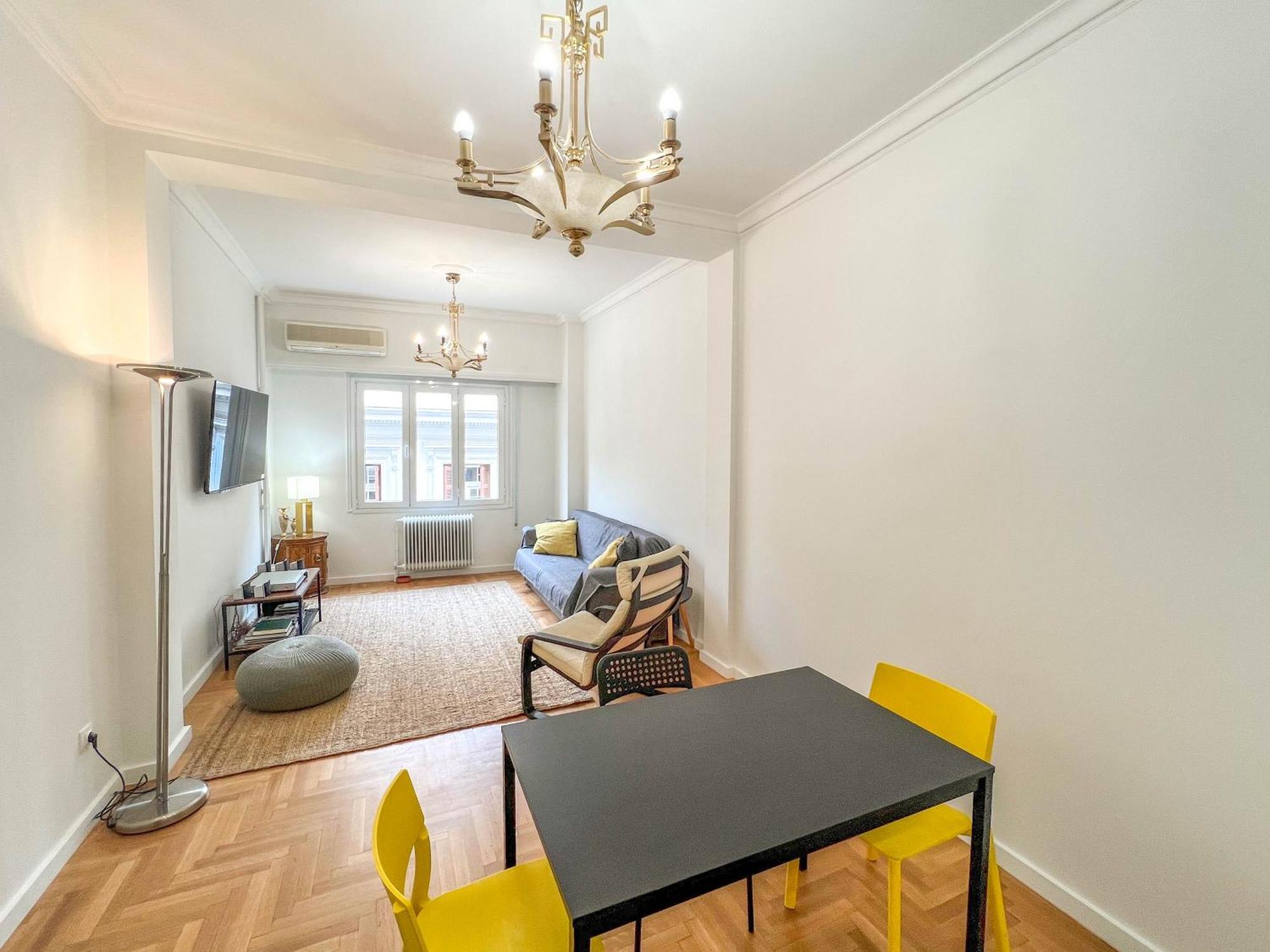 Family Two Bedroom Apartment Benaki Atenas Exterior foto